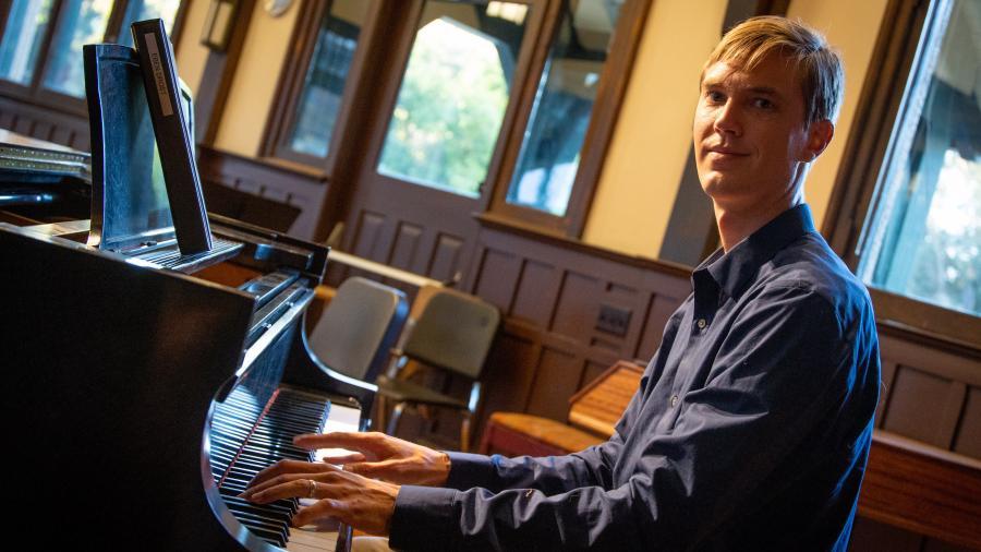 Jazz Ensemble Gets Swinging