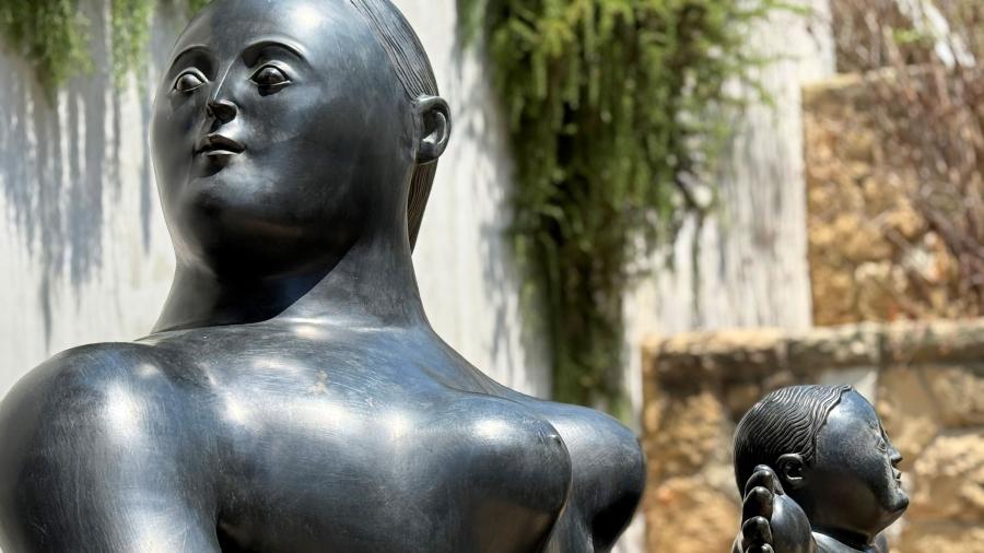 Botero’s voluptuous artwork 'Maternity'