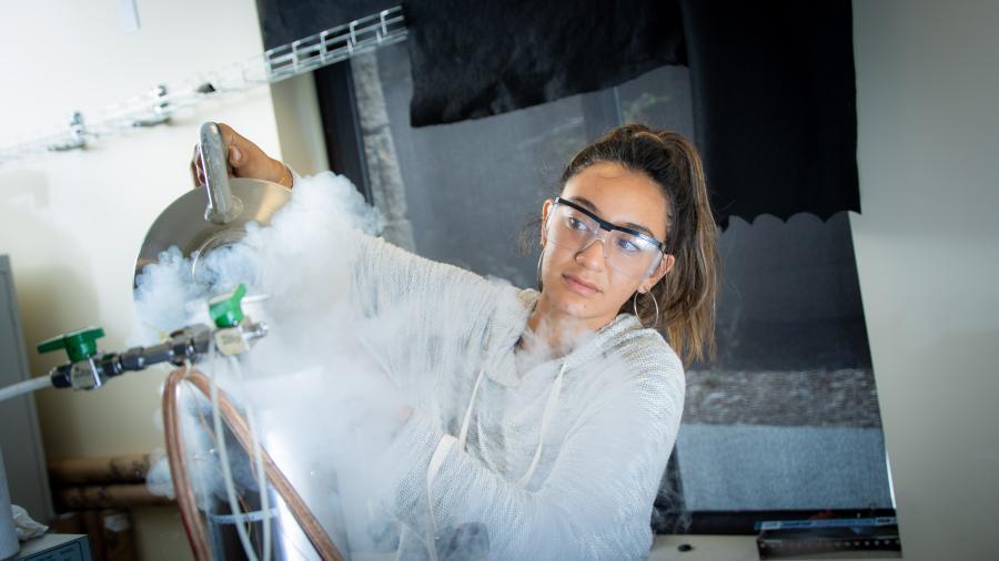Chemistry Department Receives Approval from the American Chemical Society