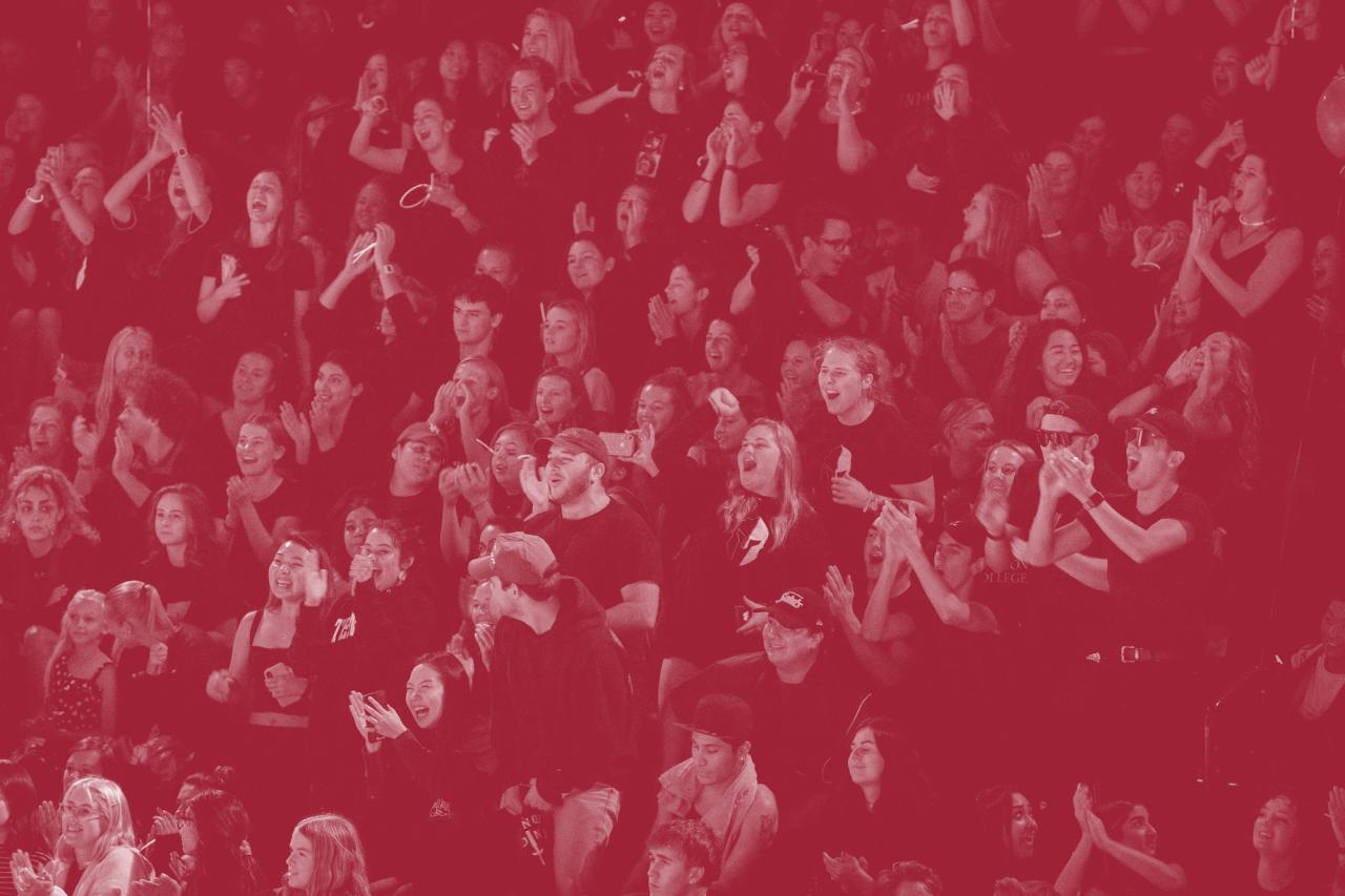 students cheering