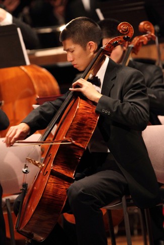 Sophomore Cellist Daniel Gee