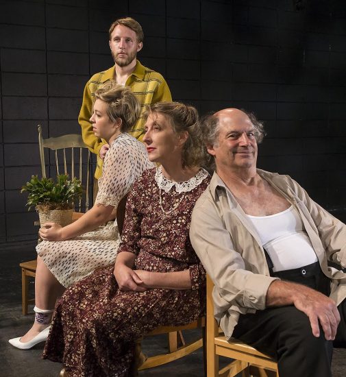 Chris Wagstaffe, Paige Tautz, Victoria Finlayson, Stan Hoffman star in "The Glass Menagerie"