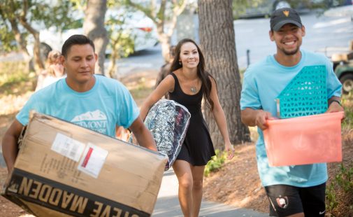 New students move into their residence halls Thursday morning