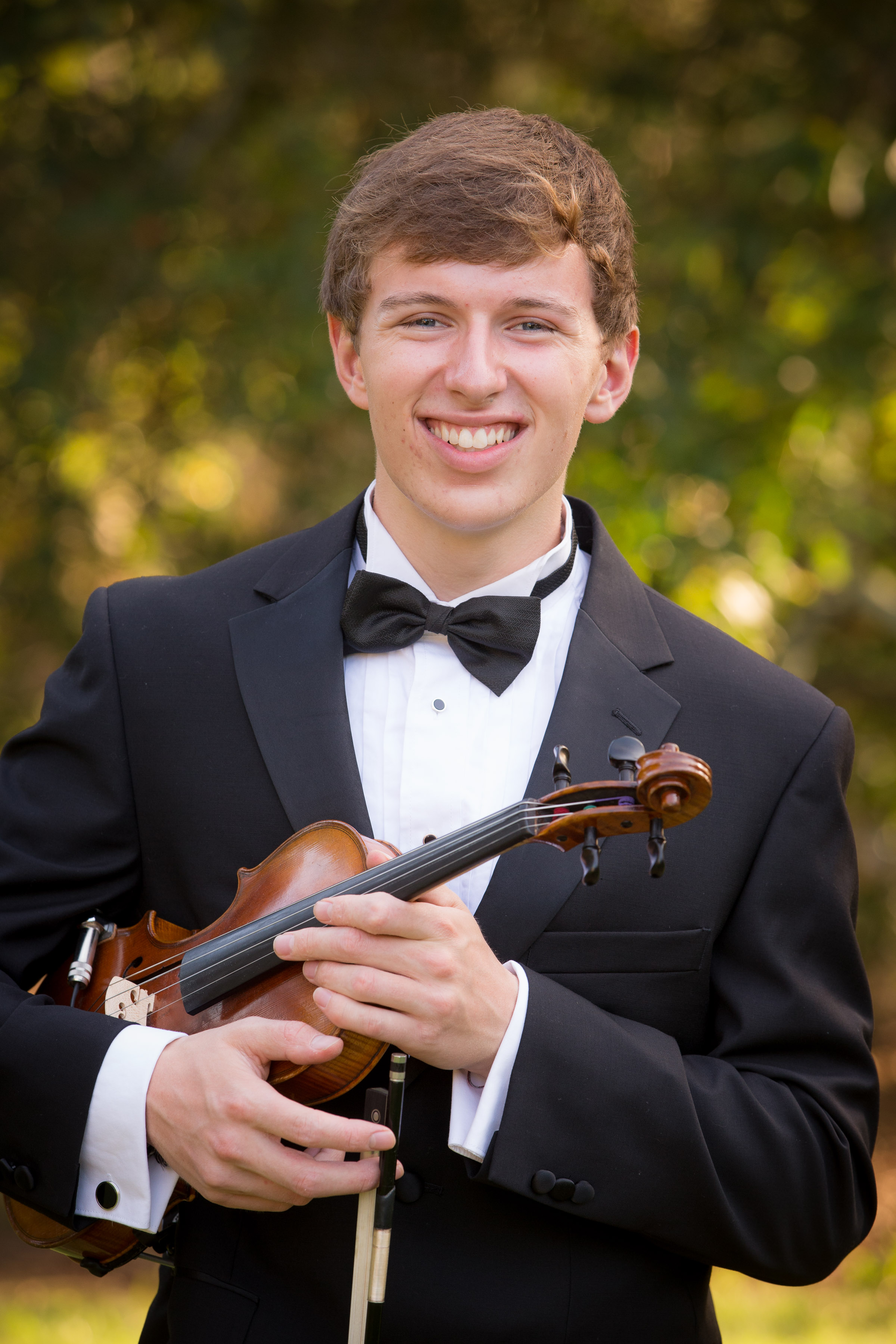 Noel Hilst played violin in the Westmont Orchestra