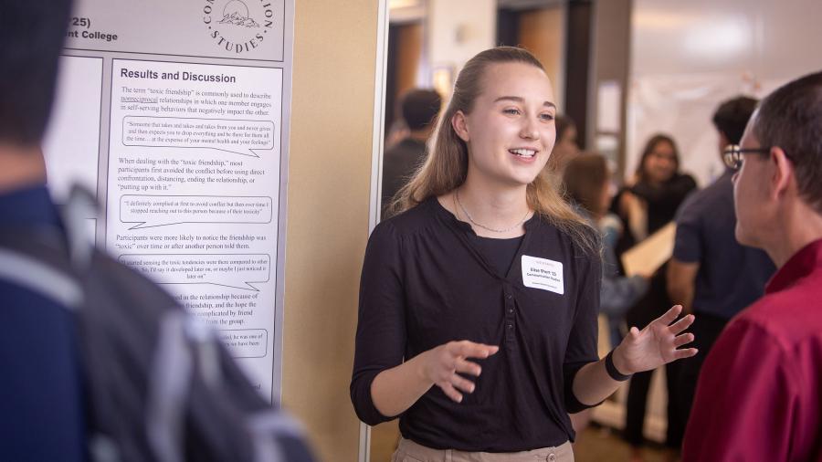 Senior Elise Short explains her Communication Studies research