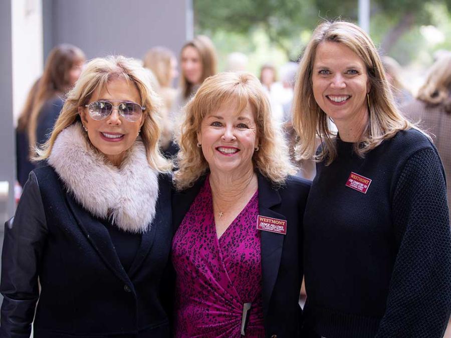 Anna Grotenhuis, Denice Fellows and Kim Crawford '00 